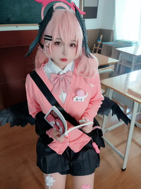 下江小春jk - 日奈娇